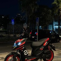 Мопед Aprilia SR160 RACE ABS - фото 2