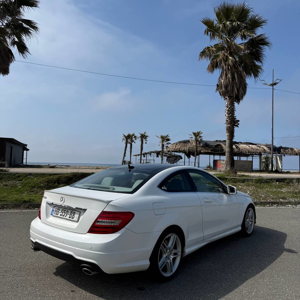Mercedes-Benz c350