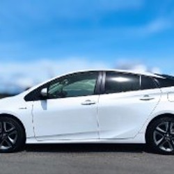 Toyota Prius XLE - фото 4