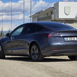 Tesla Model 3 - фото 4