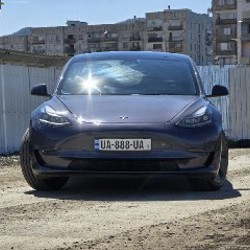 Tesla Model 3 - фото 5
