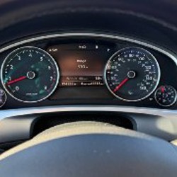 Фольксваген Туарег - фото 8