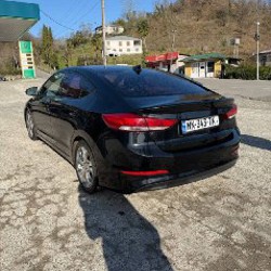 Hyundai Elantra SEL 2018 - фото 4