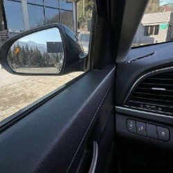 Hyundai Elantra SEL 2018 - фото 8