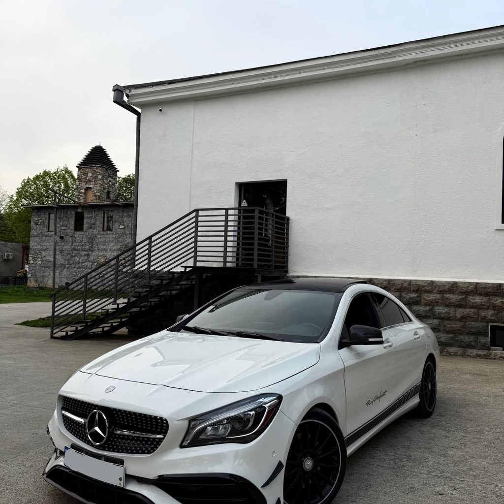 Mercedes Benz CLA 250