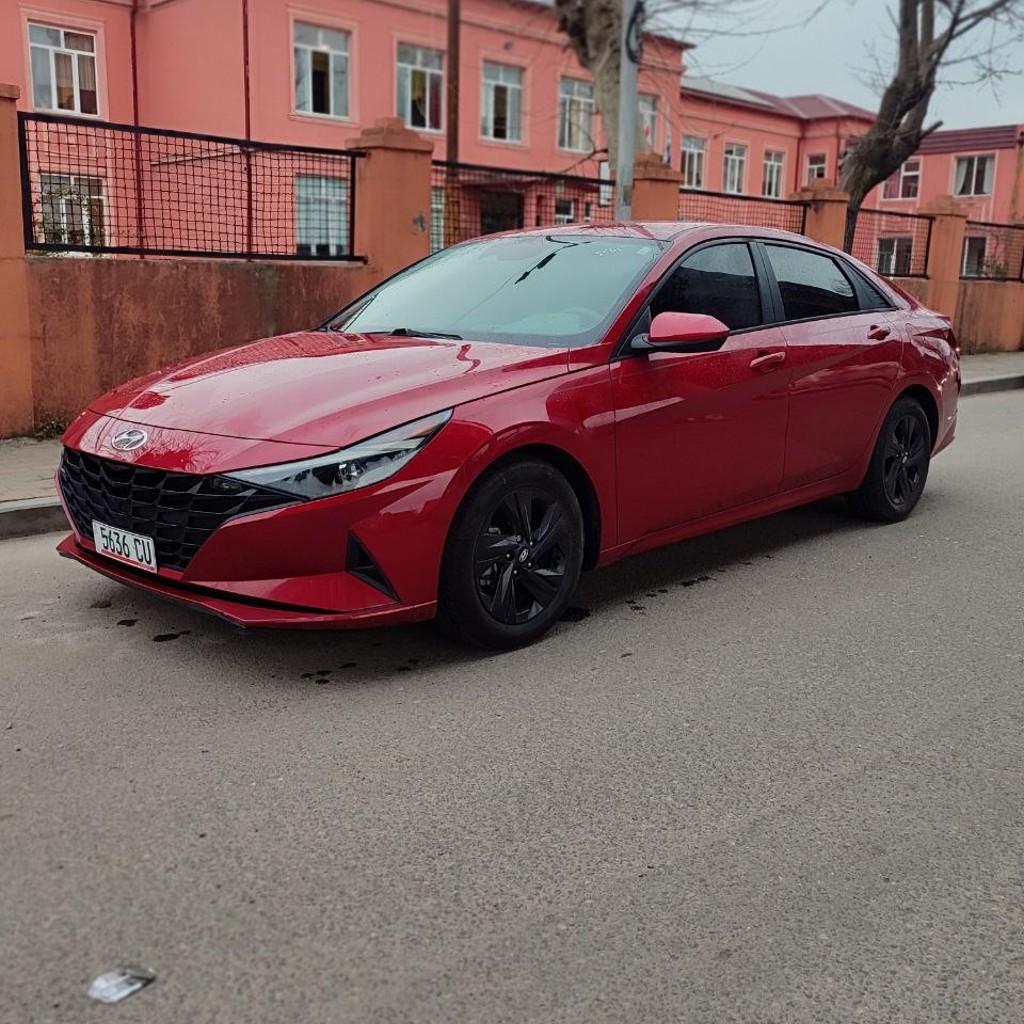 Hyundai Elantra