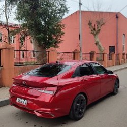 Hyundai Elantra - фото 2