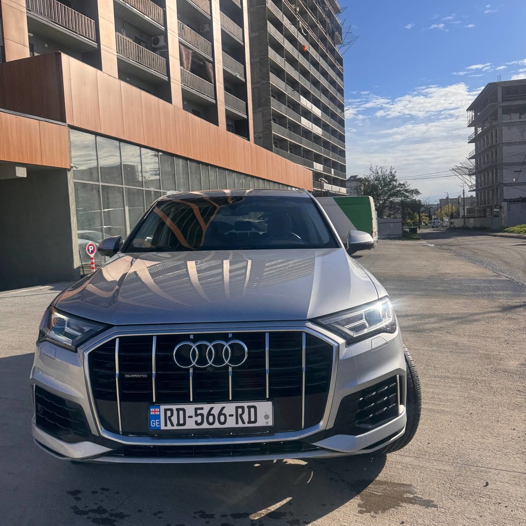 Audi Q7 Quattro Premium Plus