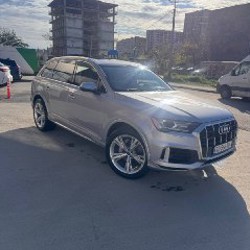 Audi Q7 Quattro Premium Plus - фото 3