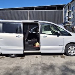 Nissan Serena - фото 2