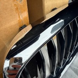 Фары оригинал BMW 530i - фото 3