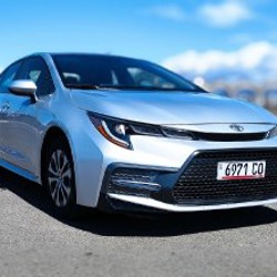 Toyota Corolla 1.8 Hybrid - фото 2