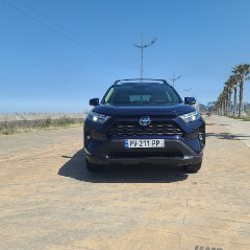Toyota RAV4 Hybrid - фото 3