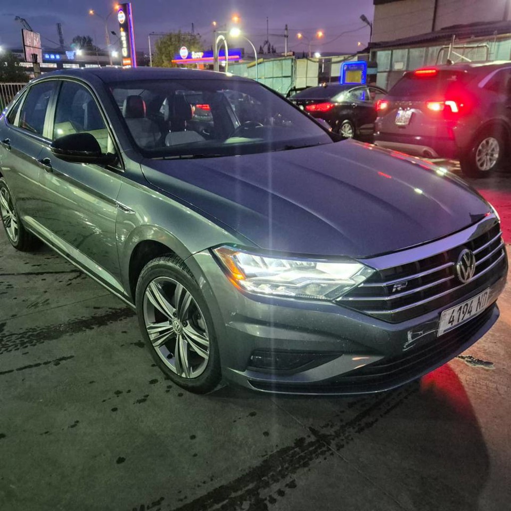 Volkswagen Jetta Rline