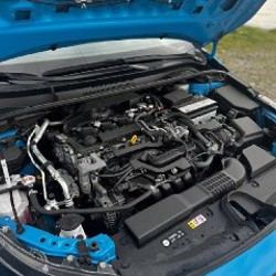 Toyota Corolla SE - фото 9