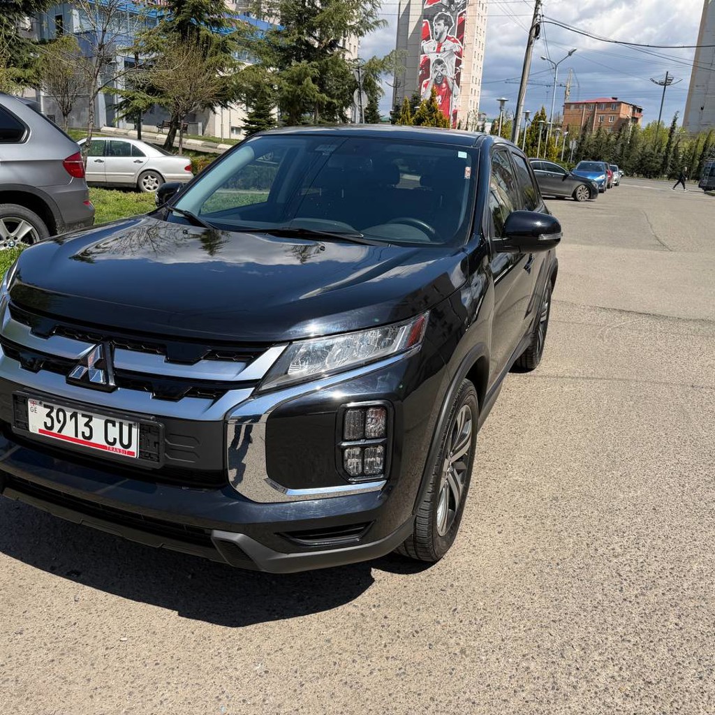 Mitsubishi Outlander Sport 2023