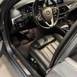 BMW G30 540i - фото 4