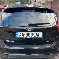 Ford Focus 3 SE хетчбек - фото 4
