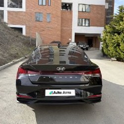 Hyundai Elantra - фото 4