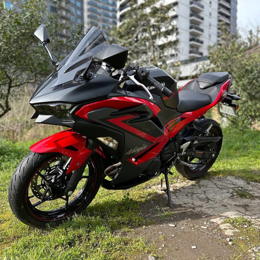 Kawasaki Ninja 500