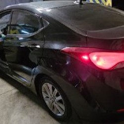 Hyundai Elantra - фото 3