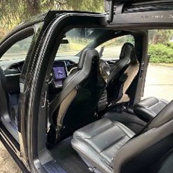 Tesla Model X P90D - фото 5