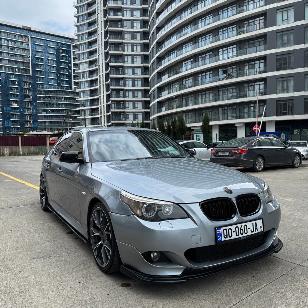 BMW E60 530i