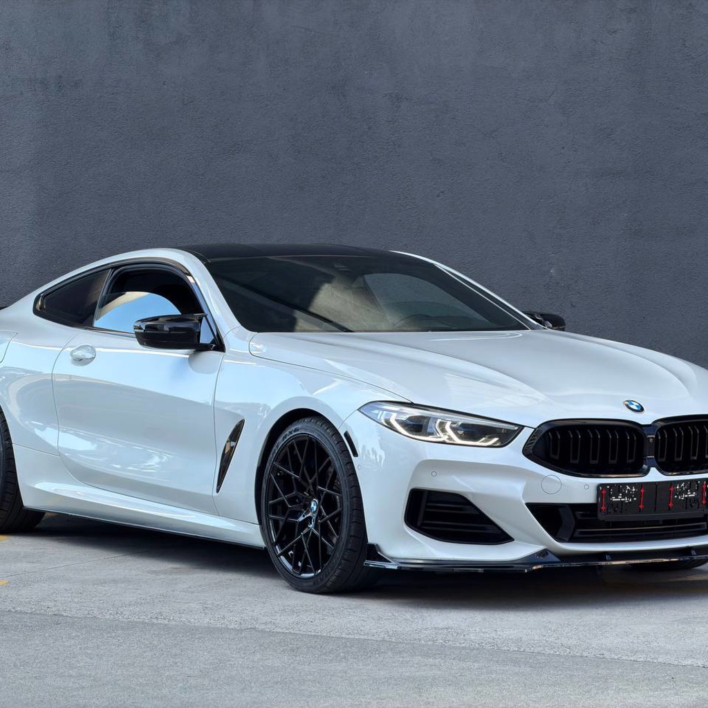 BMW 840i