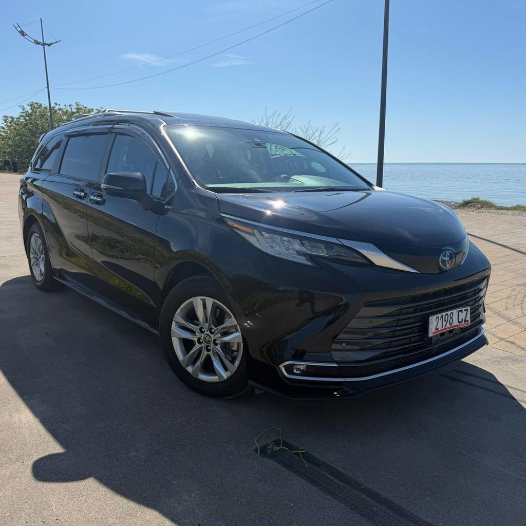 Toyota Sienna Limited 2022