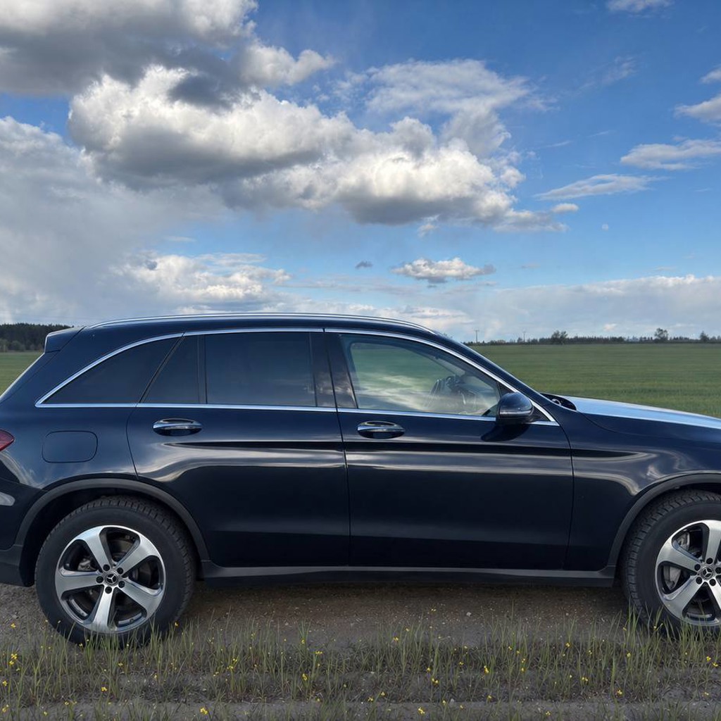 Mercedes-Benz GLC 300 4MATIC MY2021