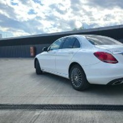 Mercedes-Benz C300 - фото 4