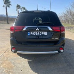 MITSUBISHI OUTLANDER SE - фото 2