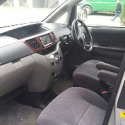 Toyota Noah - фото 3