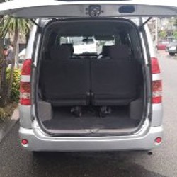Toyota Noah - фото 6
