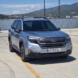 Subaru Forester Limited - фото 2