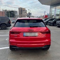 Audi Q3 - фото 4