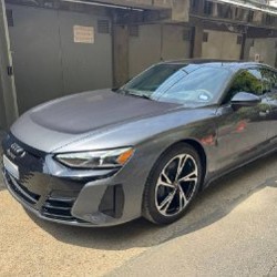 Audi e-tron GT - фото 5