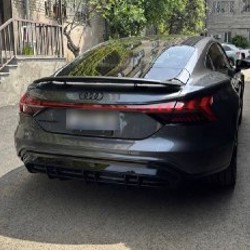 Audi e-tron GT - фото 7