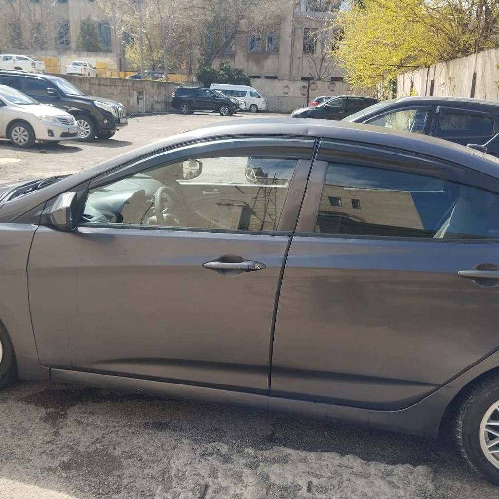 Hyundai Accent