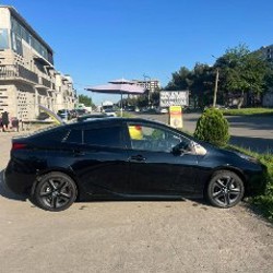 Toyota Prius 2022 - фото 2
