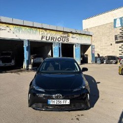 Toyota Prius 2022 - фото 4