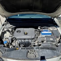 Hyundai Elantra - фото 9