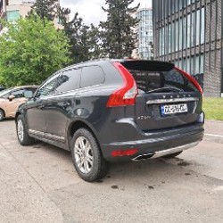 Volvo XC60 - фото 6