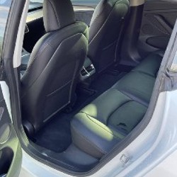 Tesla Model 3 - фото 7