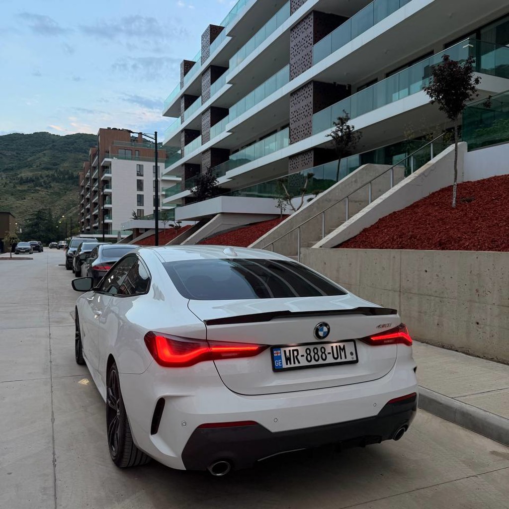 BMW 430i (G22)