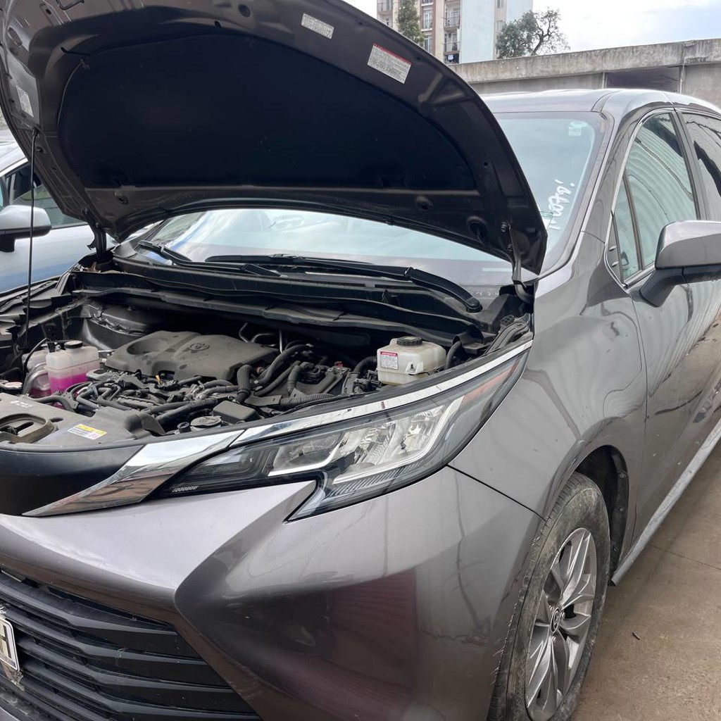 Toyota Sienna гибрид