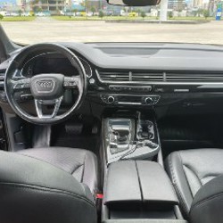 Audi Q7 - фото 7
