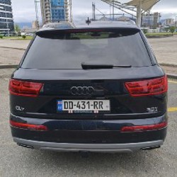 Audi Q7 - фото 2