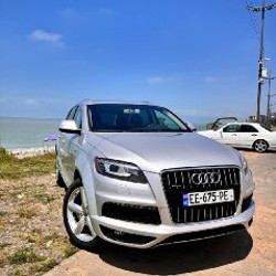 AUDI Q7 S-Line PRESTIGE - фото 2