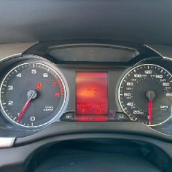 Audi A4 B8 - фото 6